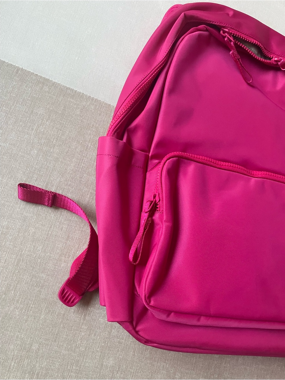 Lululemon Everywhere Backpack 22L - Calypso Pink - Picture 3 of 12